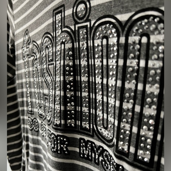 NWT Lawa Women’s Striped Long Sleeve Hooded Super Mini Dress with Pockets - Picture 11 of 13